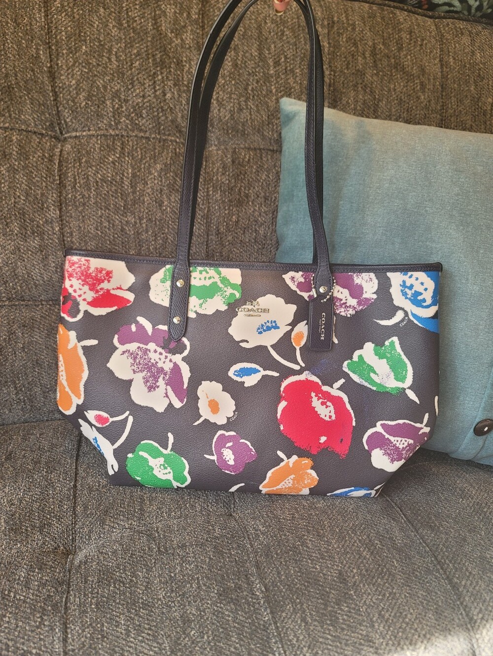 Coach Wildflower City Tote - Picture 15 of 16
